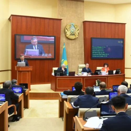 Мажилис одобрил проект республиканского бюджета на 2020-2022 годы